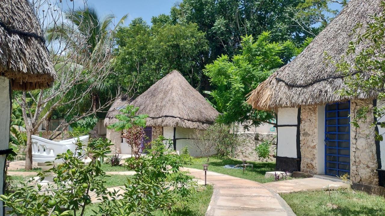 Hotel Y Museo Aldea Maya Toktli Origenes - Casa Maya Toh - Alberca, Wifi Starlink, Tour Museo Izamal Exterior photo